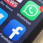 WhatsApp compartirá tu número con Facebook